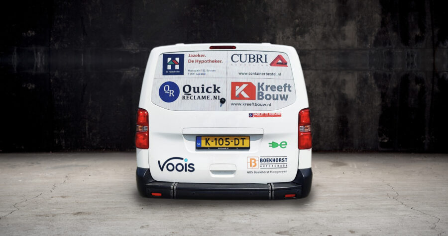 Achterkant auto Voois