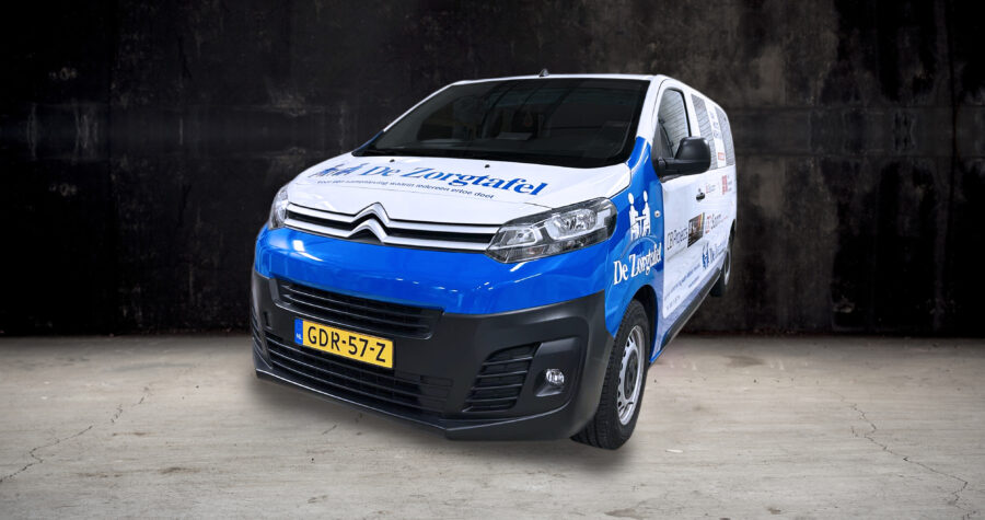 Voorkant auto De Zorgtafel